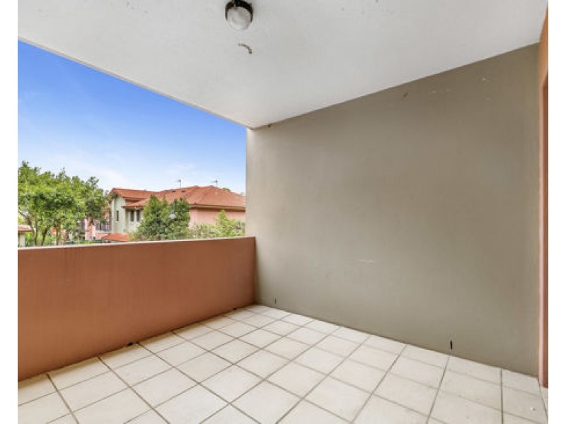 23/2 Geraldton Drive, Varsity Lakes QLD 4227