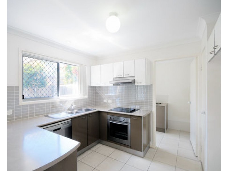 13/15 James Edward Street, Richlands QLD 4077