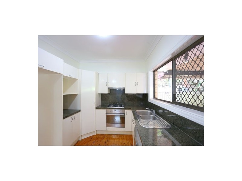 13 Orchard St, Toowong QLD 4066