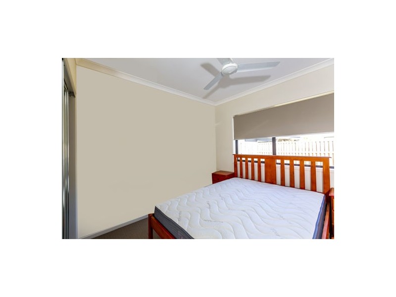 10 Rivina Cct, Coomera QLD 4209