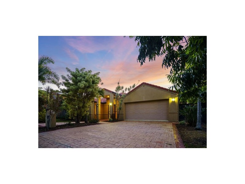 111 Lake Eyre Crescent, Parkinson QLD 4115