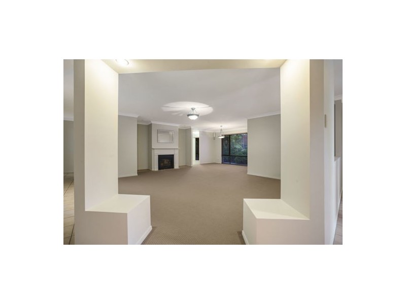 111 Lake Eyre Crescent, Parkinson QLD 4115