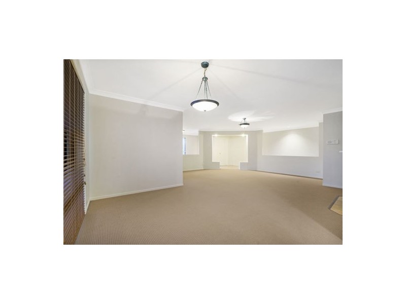 111 Lake Eyre Crescent, Parkinson QLD 4115