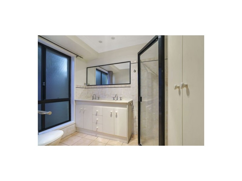 111 Lake Eyre Crescent, Parkinson QLD 4115