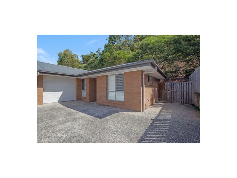 2/18 Bahrs Point Drive, Bahrs Scrub QLD 4207