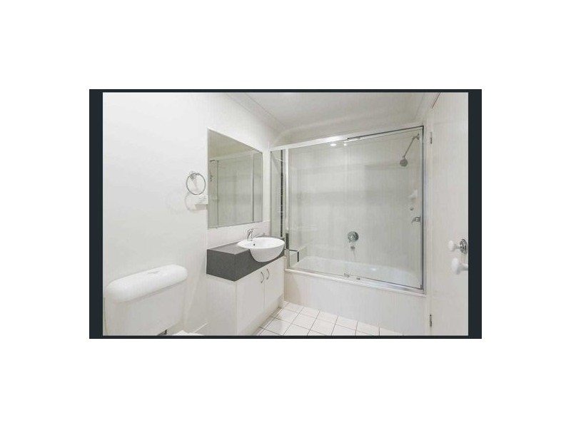 Unit 10, 8 Rosegum Pl, Redbank Plains QLD 4301