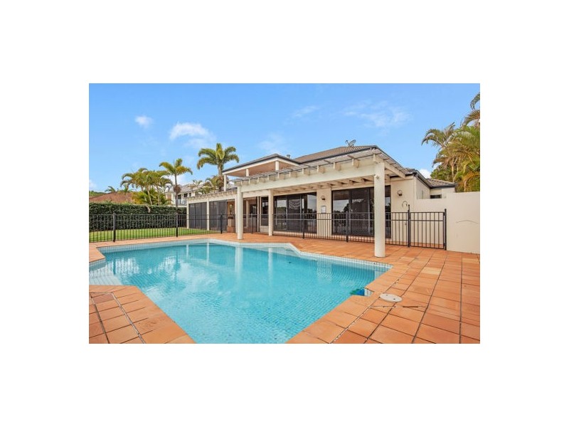 1056 Rosebank Way West, Hope Island QLD 4212