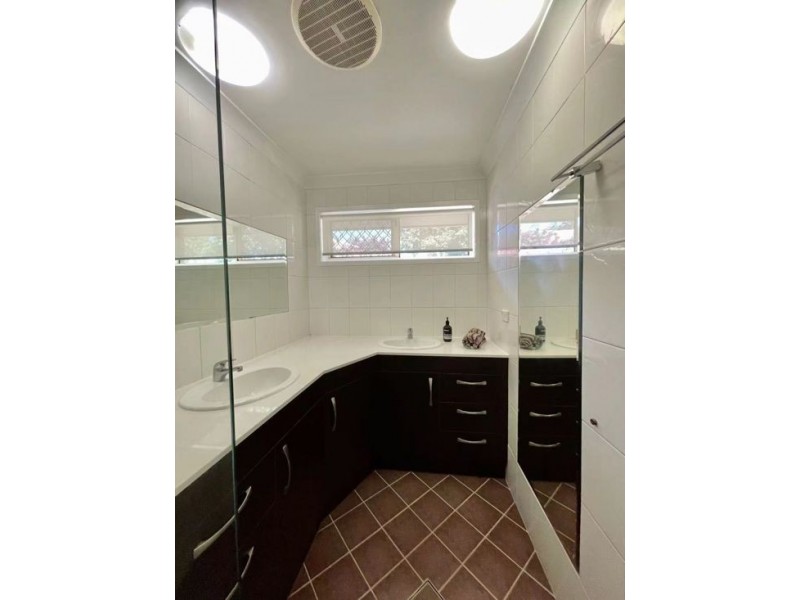39 Montgomery Drive, Wellington Point QLD 4160