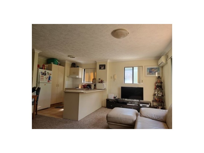 UNIT 41 16-26 WAVERLEY STREET, Southport QLD 4215