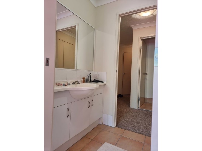 UNIT 41 16-26 WAVERLEY STREET, Southport QLD 4215