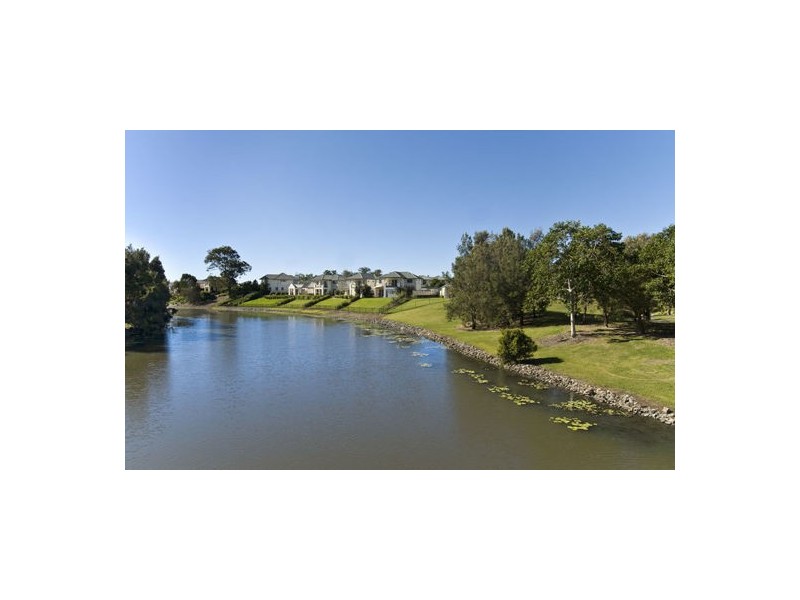 5 Easthill Drive, Robina QLD 4226