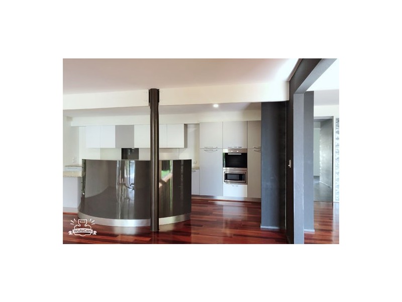 28 BOLLARD CIRCUIT, CLEAR ISLAND WATERS, Clear Island Waters QLD 4226