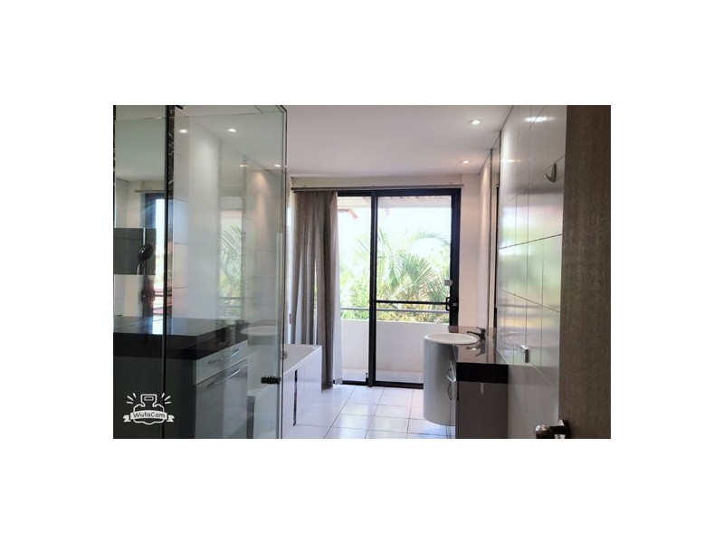 28 BOLLARD CIRCUIT, CLEAR ISLAND WATERS, Clear Island Waters QLD 4226