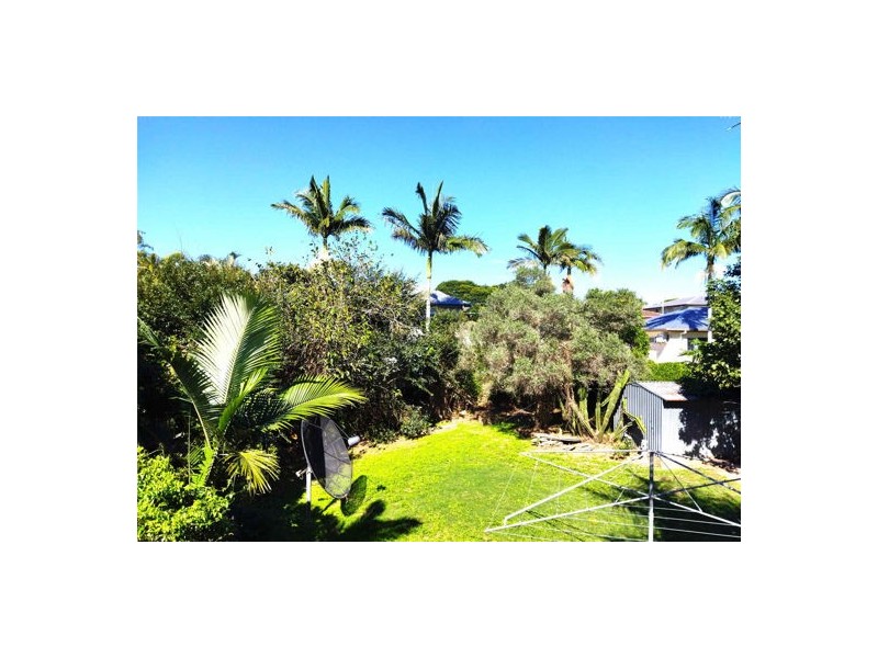 4 carnaby street, Macgregor QLD 4109