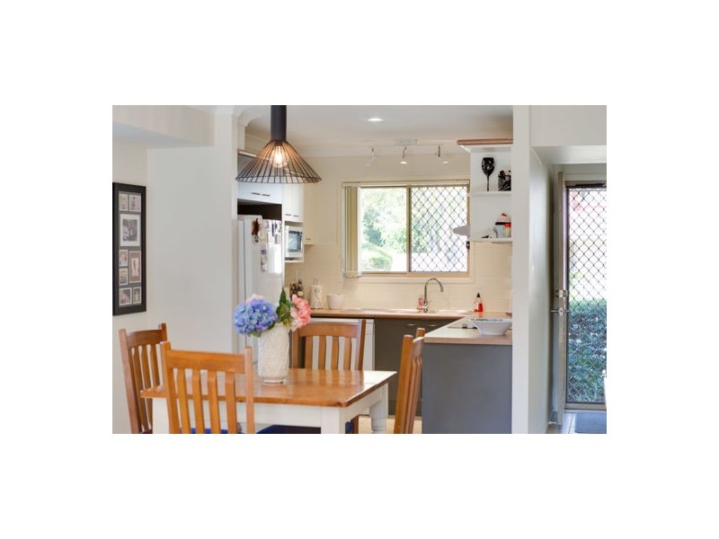 27/8 Earnshaw Street, Calamvale QLD 4116