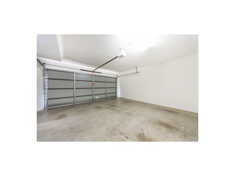 2 3028 The Boulevard, Carrara QLD 4211