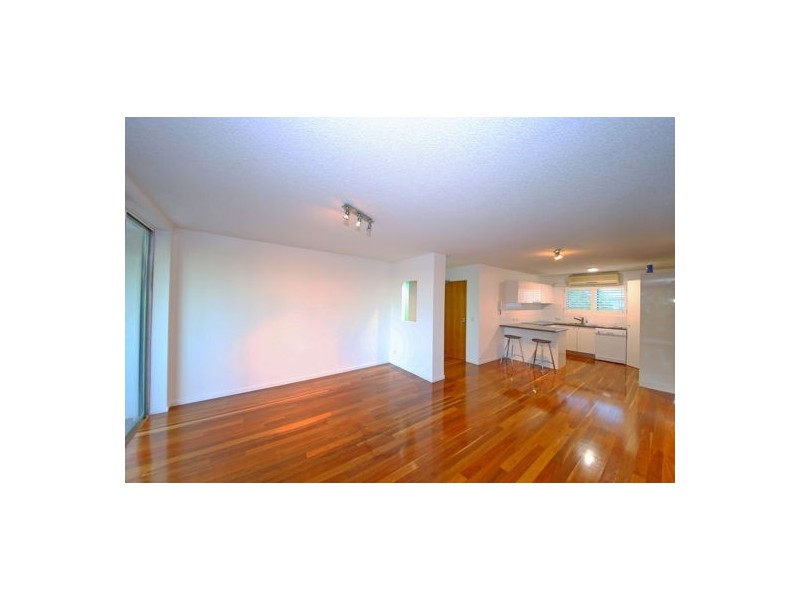 67/7 Landsborough tce, Toowong QLD 4066