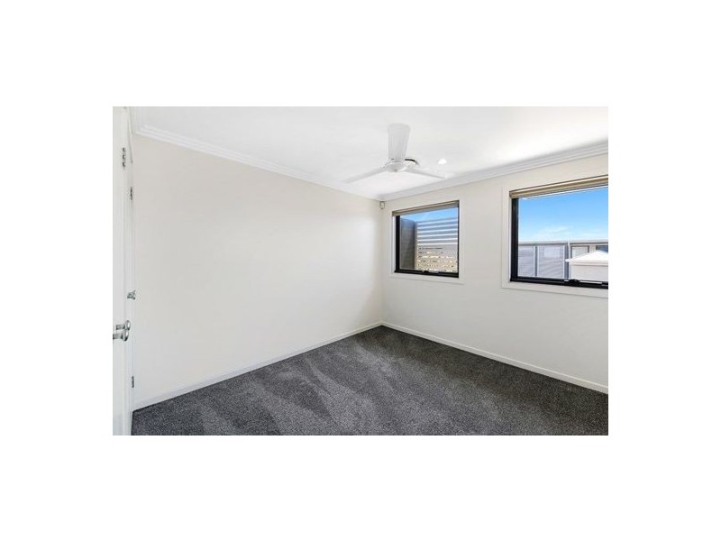 45 Bundall Rd, Surfers Paradise QLD 4217