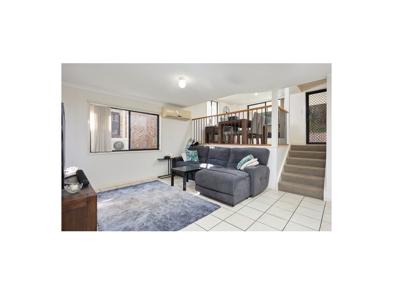 59/141 Pacific Pines Blvd, Pacific Pines QLD 4211