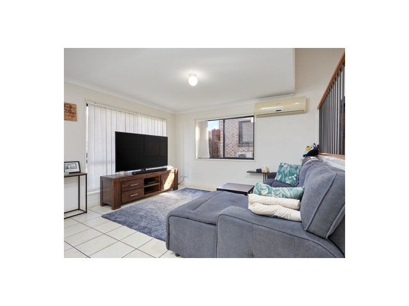 59/141 Pacific Pines Blvd, Pacific Pines QLD 4211