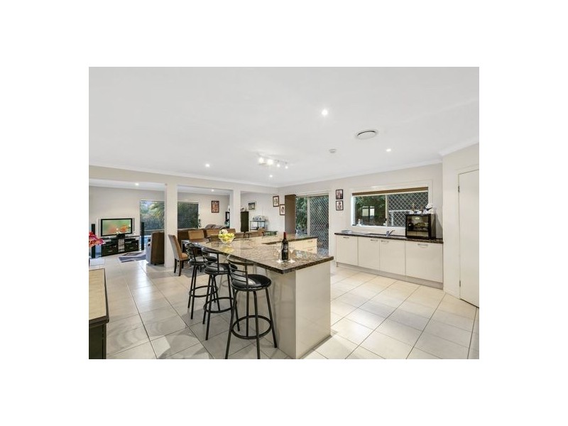 37 Mcauley Parade, Pacific Pines QLD 4211