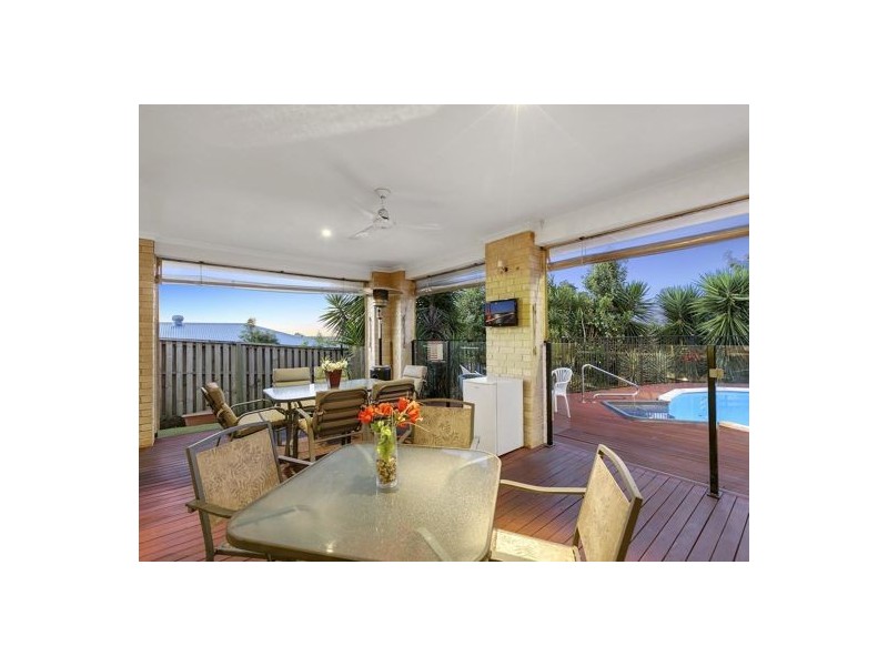 37 Mcauley Parade, Pacific Pines QLD 4211