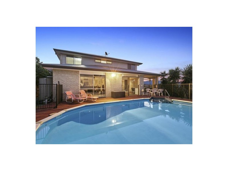 37 Mcauley Parade, Pacific Pines QLD 4211