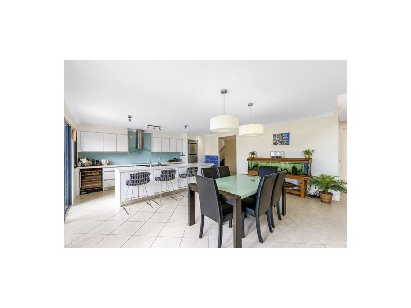 13 Ensenada Court, Broadbeach Waters QLD 4218
