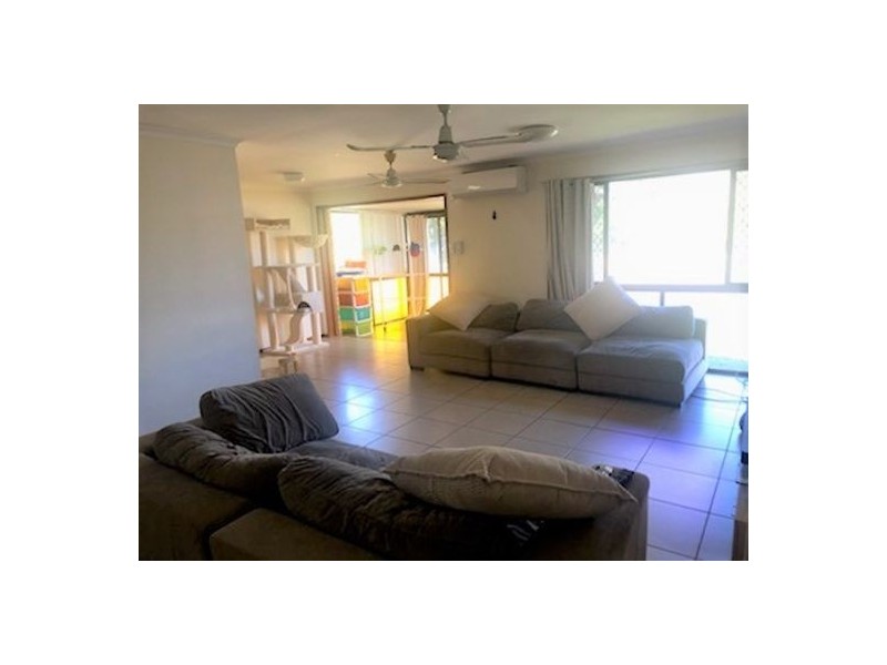 48 Karina Crescent, Broadbeach Waters QLD 4218