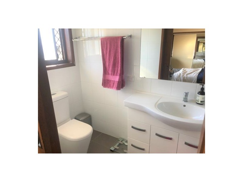 48 Karina Crescent, Broadbeach Waters QLD 4218