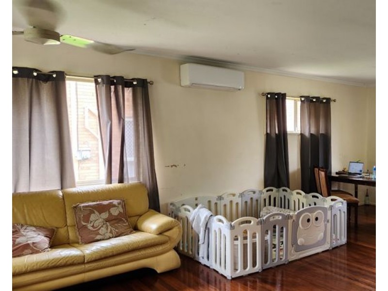 16 Narooma St, Sunnybank QLD 4109