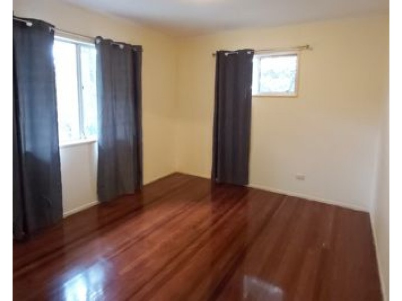 16 Narooma St, Sunnybank QLD 4109