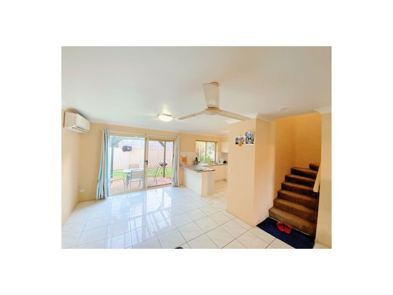 60 32 Riverview Road, Nerang QLD 4211