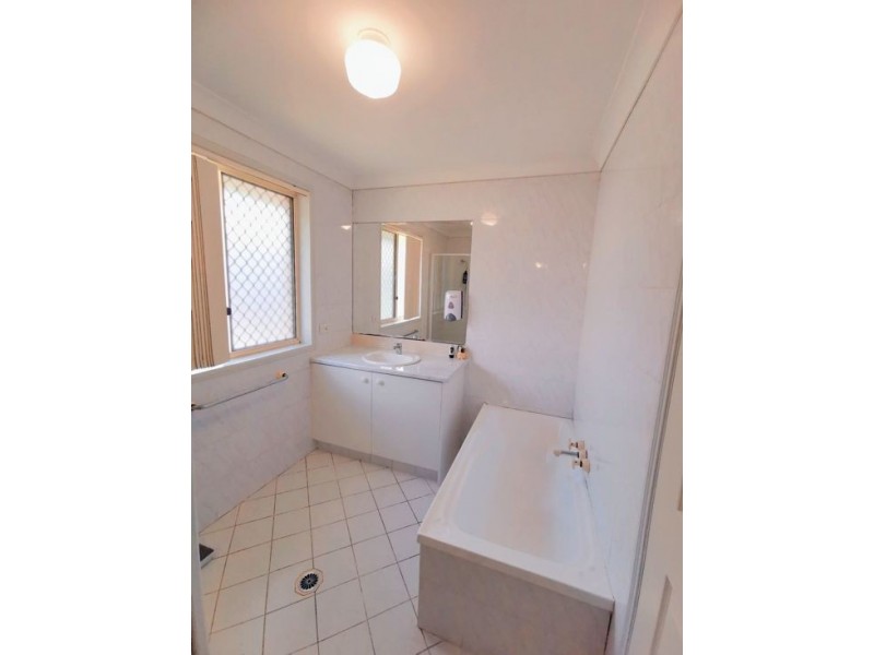 60 32 Riverview Road, Nerang QLD 4211