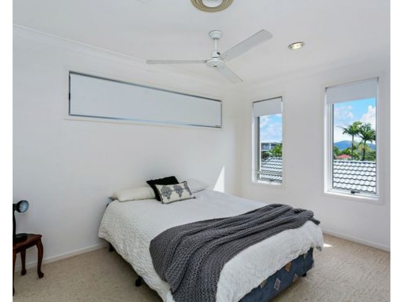 14 Bellavista Close, Highland Park QLD 4211