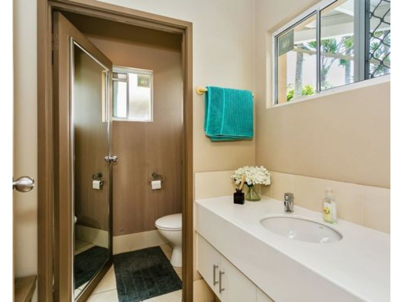 14 Bellavista Close, Highland Park QLD 4211