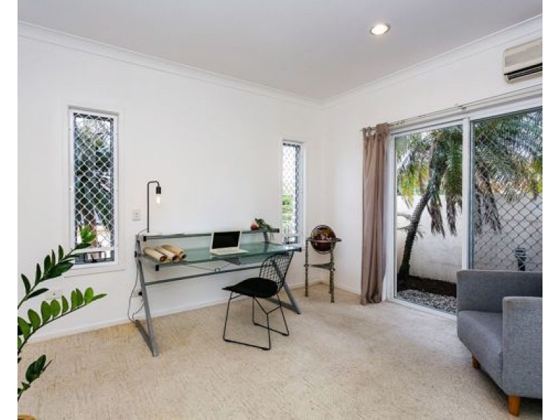 14 Bellavista Close, Highland Park QLD 4211