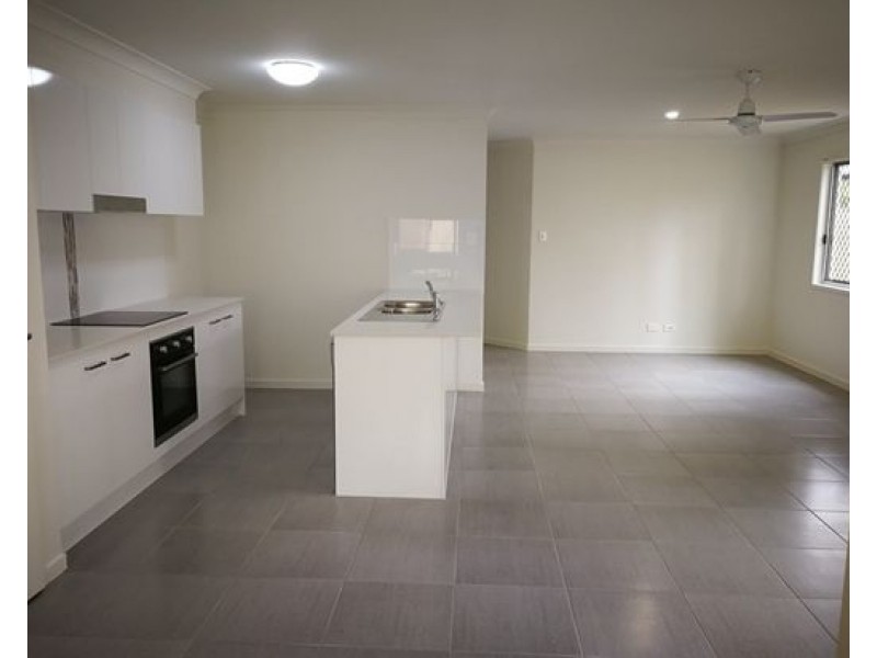 1/128 Haig Road, Loganlea QLD 4131