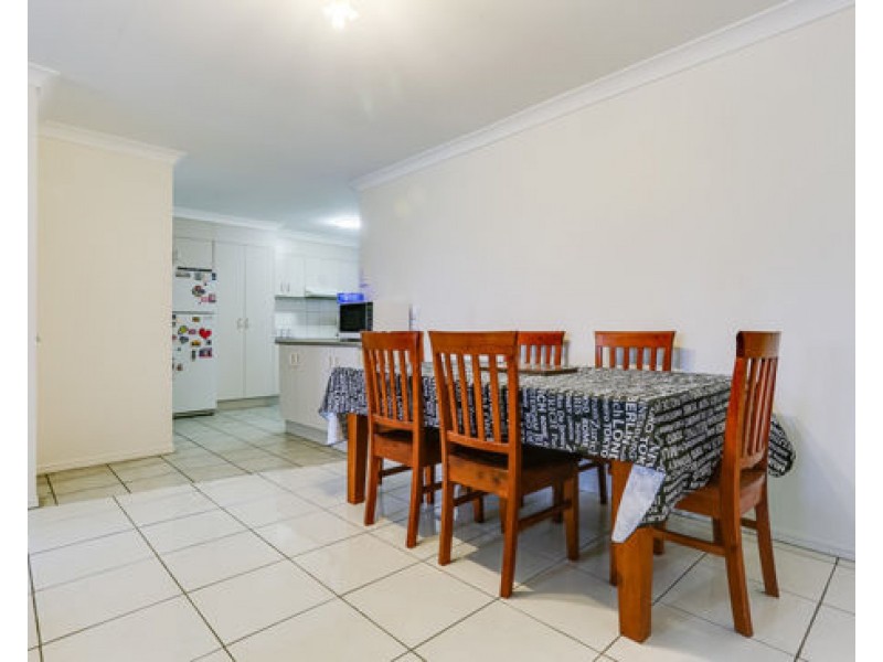 121 golden avenue, Calamvale QLD 4116