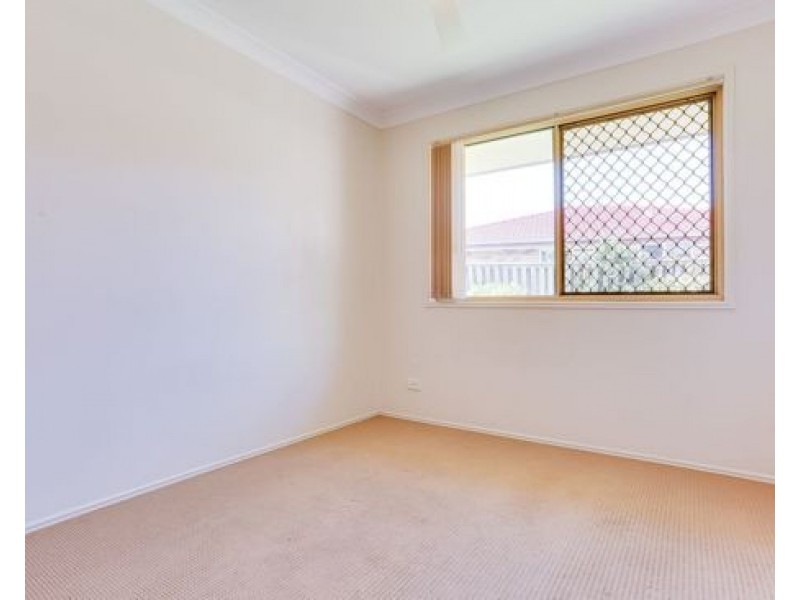 8 Nolan Place, Calamvale QLD 4116