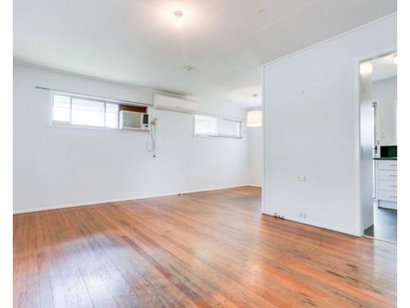 1 Ingal Street, Wishart QLD 4122