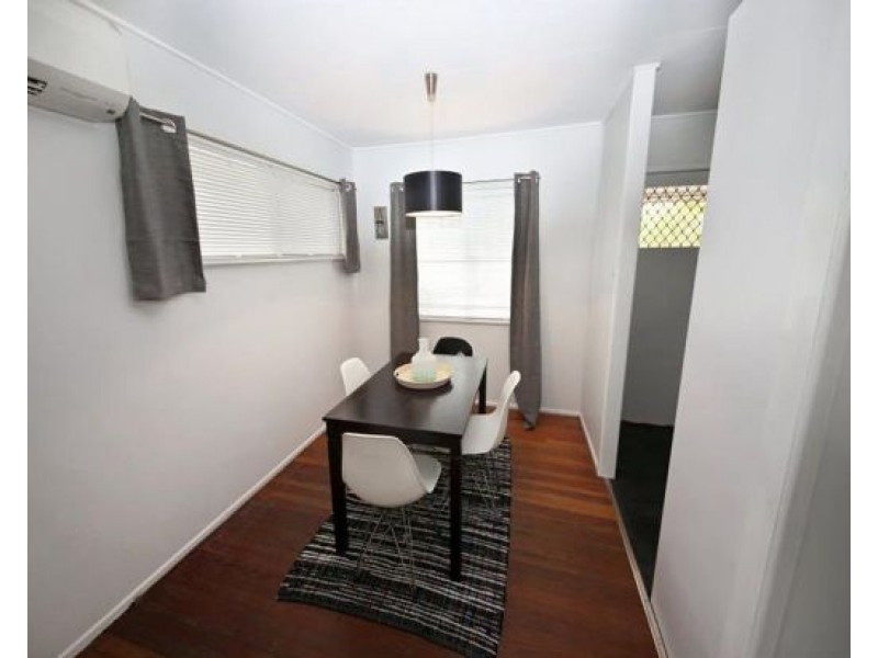 1 Ingal Street, Wishart QLD 4122