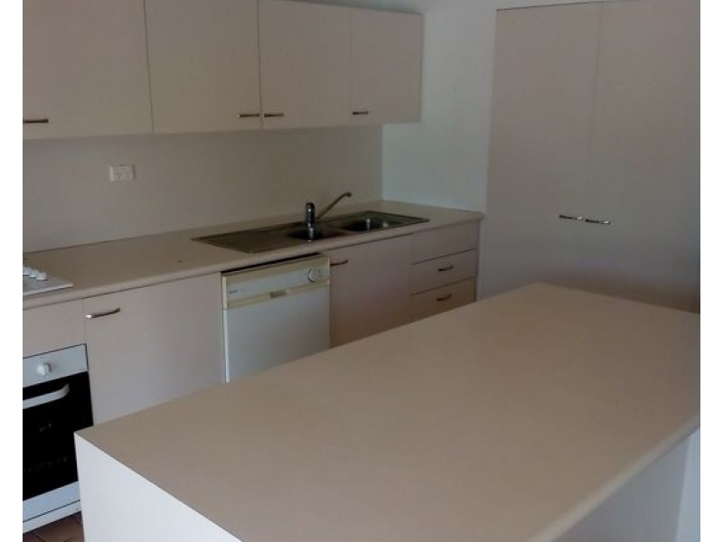 2 Waverley Road, Taringa QLD 4068