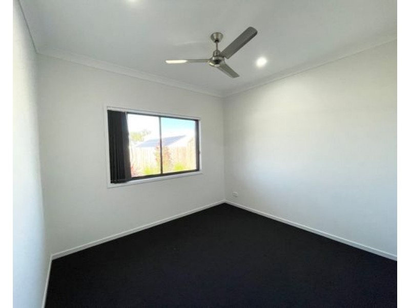 9 Ioannou Place, Coomera QLD 4209