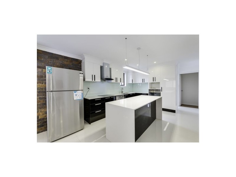 56 Pompadour St, Sunnybank Hills QLD 4109