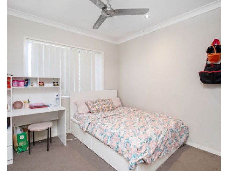 69 Cobblestone Ave, Logan Reserve QLD 4133
