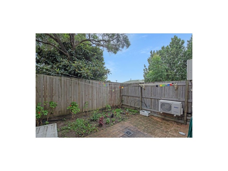 11 Portia St, Kingston QLD 4114