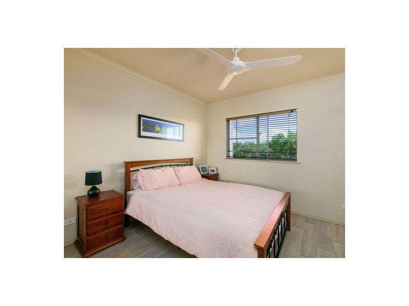 12 Gregory St, Westcourt QLD 4870