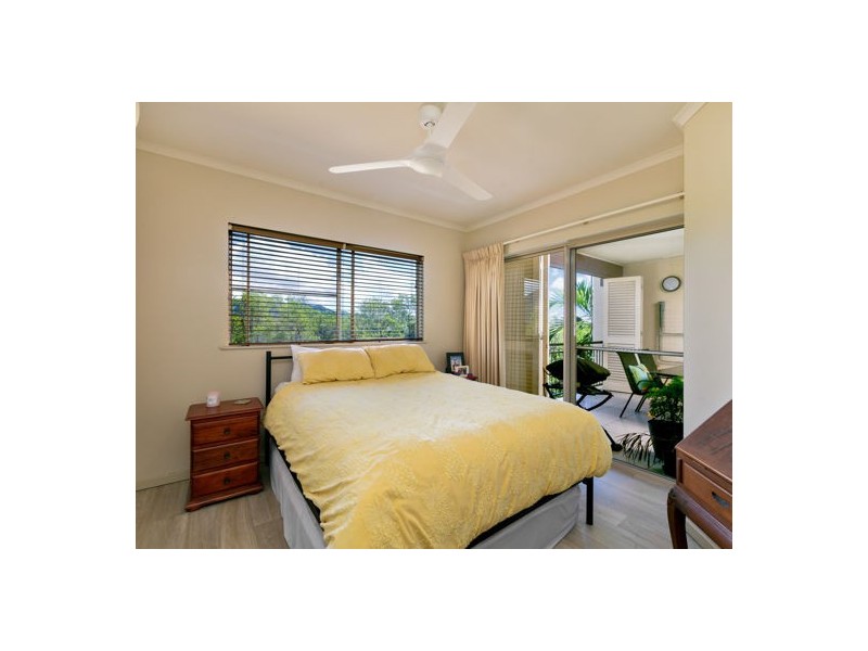 12 Gregory St, Westcourt QLD 4870