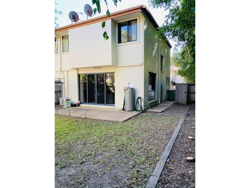 11/60-62 Beattie Road, Coomera QLD 4209